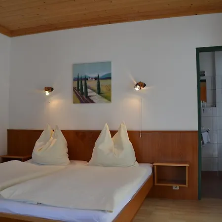 فندق Landhaus Schafflinger باد جاستاين
